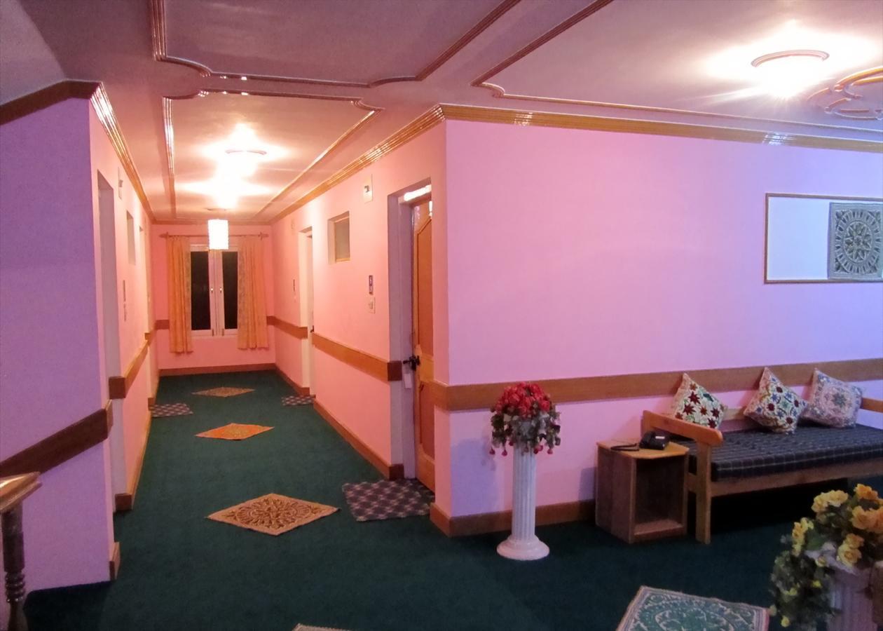 Royal Star Inn Srīnagar Екстериор снимка