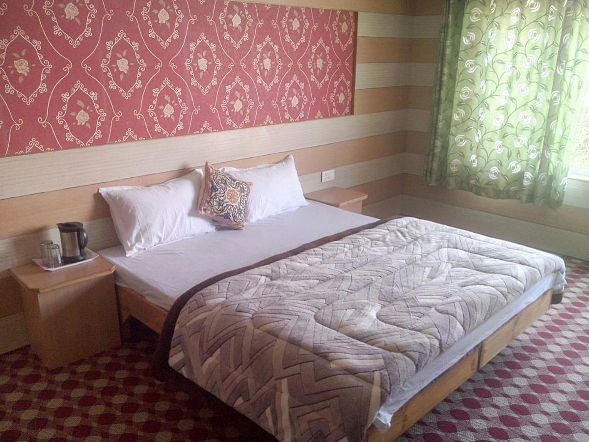 Royal Star Inn Srīnagar Екстериор снимка